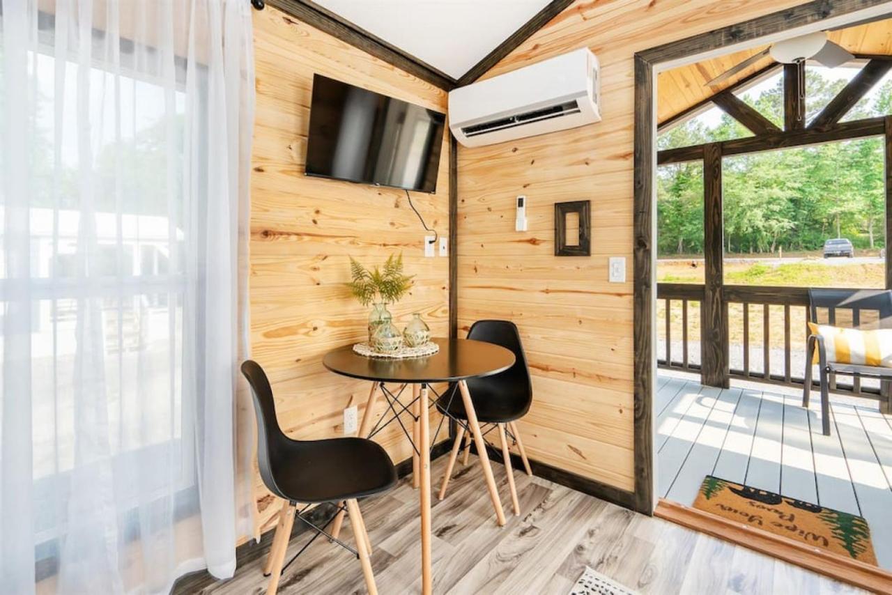 3 Bearly Working Luxury Tiny House Firepit Mins To Lake ガンターズビル エクステリア 写真