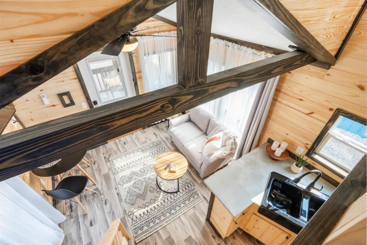 3 Bearly Working Luxury Tiny House Firepit Mins To Lake ガンターズビル エクステリア 写真
