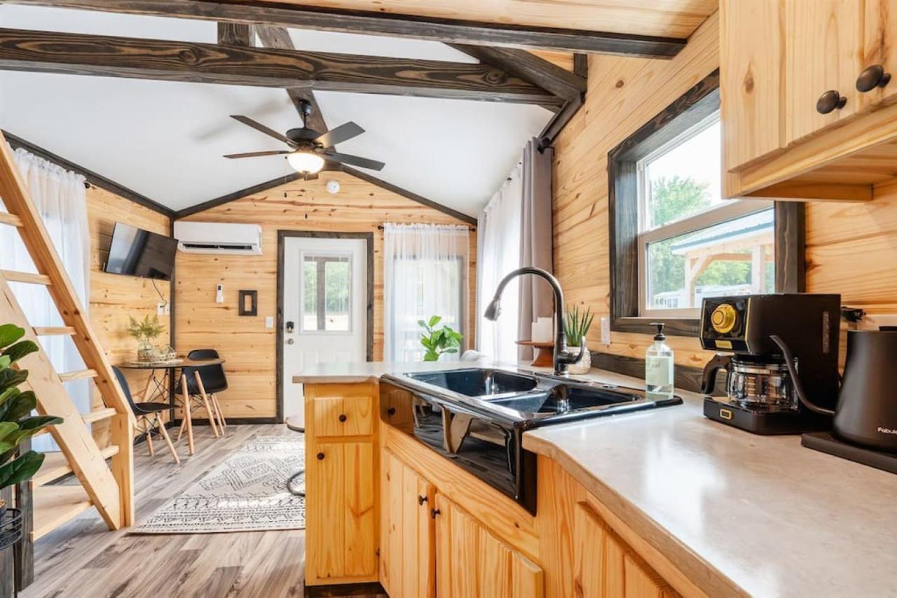 3 Bearly Working Luxury Tiny House Firepit Mins To Lake ガンターズビル エクステリア 写真