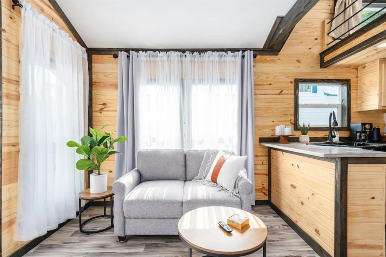 3 Bearly Working Luxury Tiny House Firepit Mins To Lake ガンターズビル エクステリア 写真