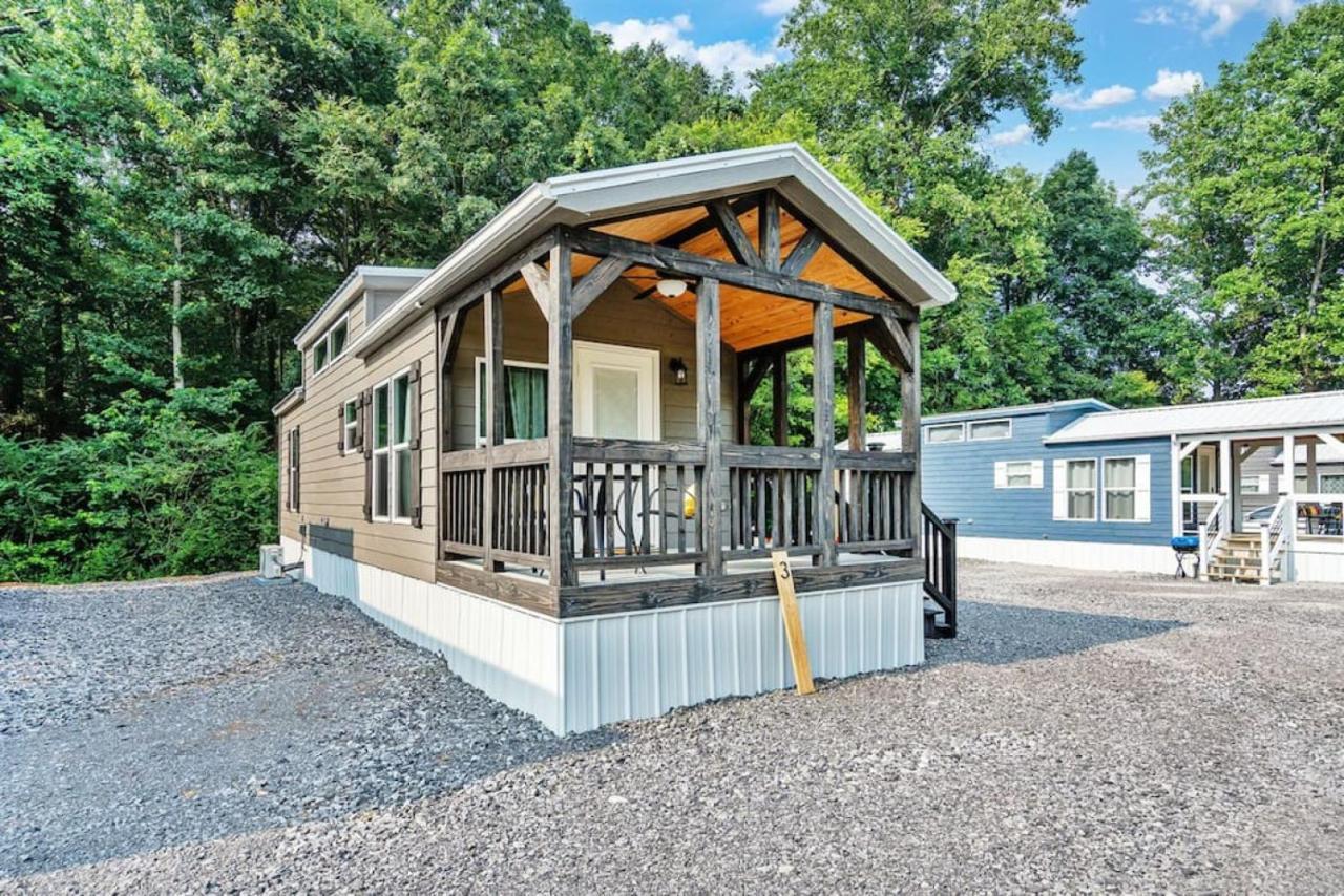 3 Bearly Working Luxury Tiny House Firepit Mins To Lake ガンターズビル エクステリア 写真