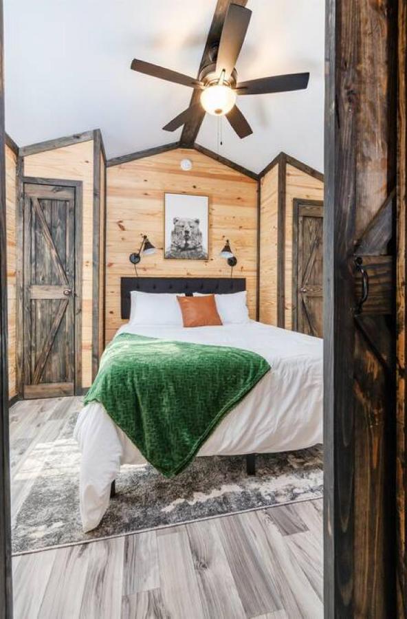 3 Bearly Working Luxury Tiny House Firepit Mins To Lake ガンターズビル エクステリア 写真