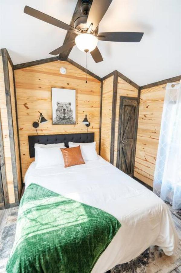 3 Bearly Working Luxury Tiny House Firepit Mins To Lake ガンターズビル エクステリア 写真